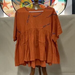 EUC woman’s short sleeve Ivy Jane shirt